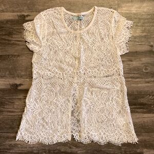 Maurices lace over layer top. Size S